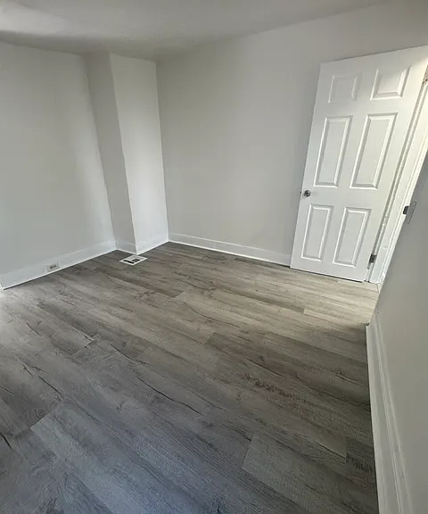 305 N Franklin St — Photo 20