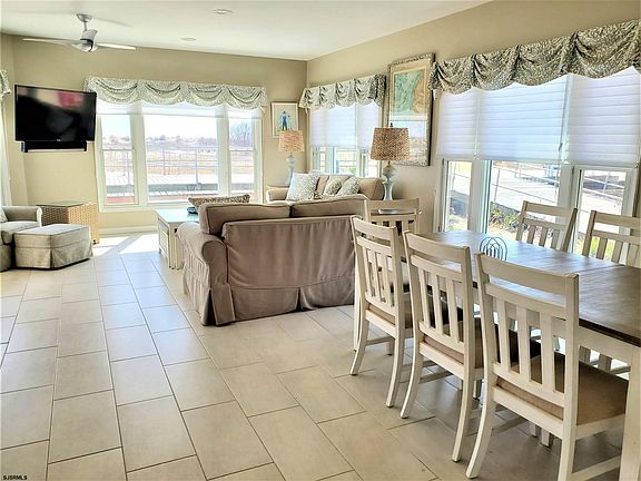 2nd image of 1748 Boardwalk APT 1