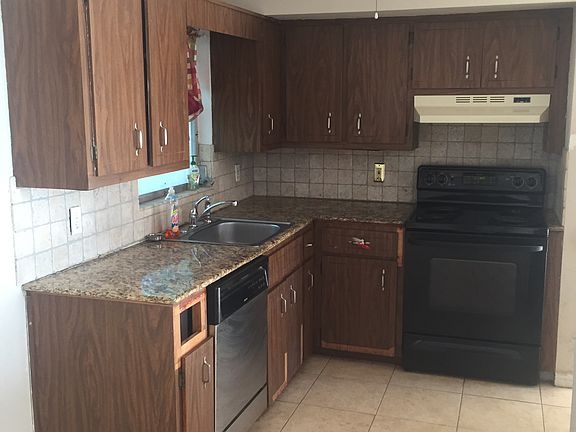 3rd image of 520 73rd St N