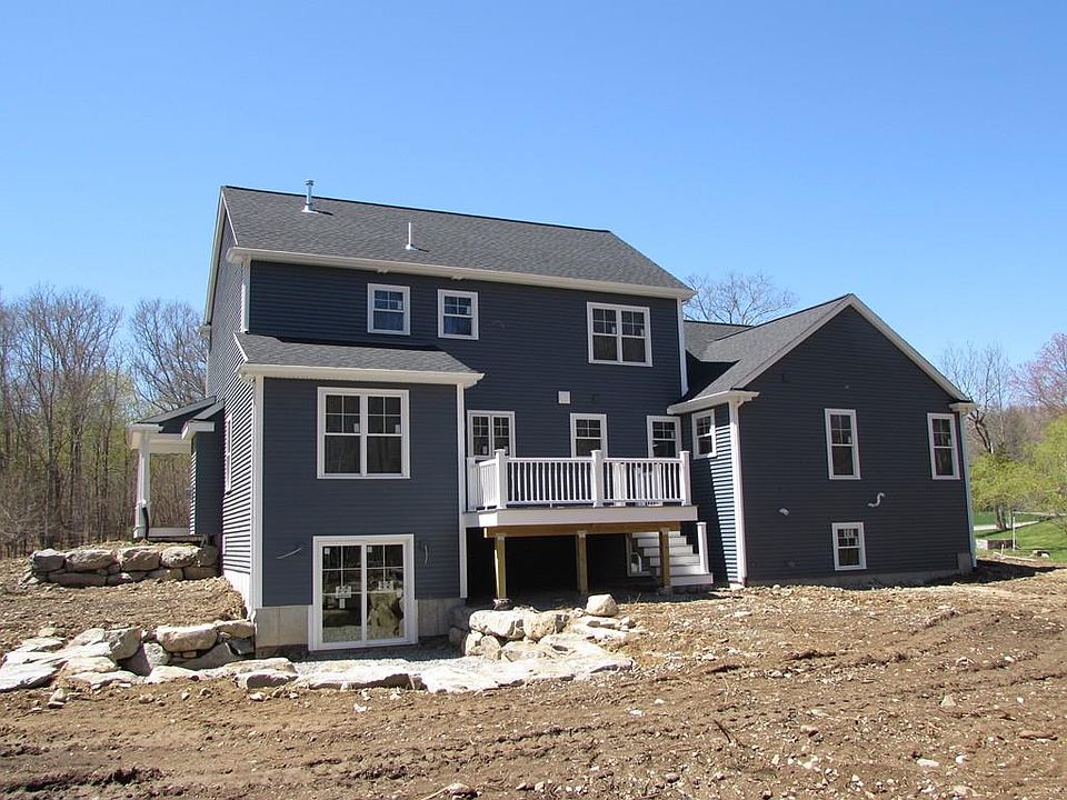 2nd image of 5 Bella Woods Dr
