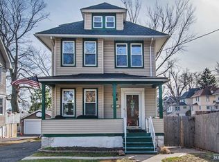 145 Hobart St, Ridgefield Park, NJ 07660