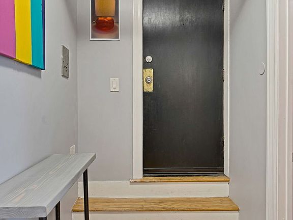 5th image of 5471 S Ingleside Ave APT Gw
