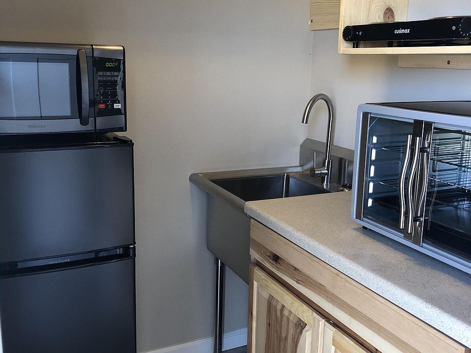 1st image of 15840 W Hess Ln #1B