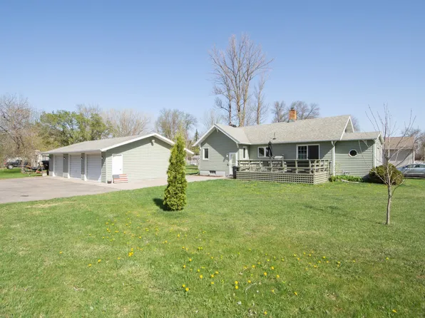 119 3rd St SW, Ulen, MN 56585
