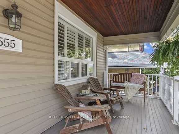 4th image of 555 William St