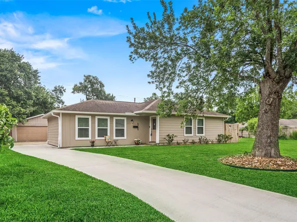 5755 Belvedere St, Houston, TX 77021