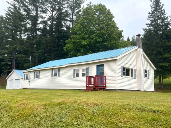 318 Mount Hunger Road, Lyndon, VT 05851