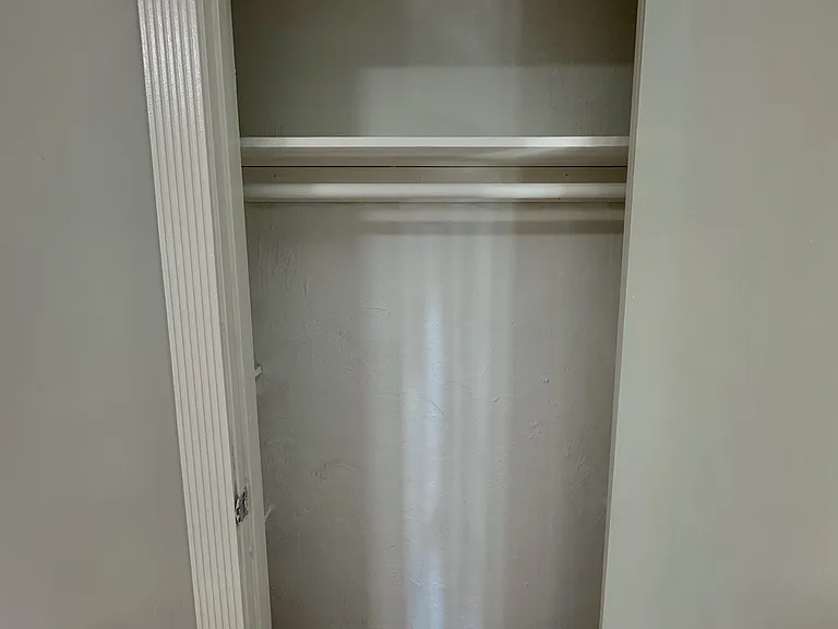 39 Illinois St #2 — Photo 12