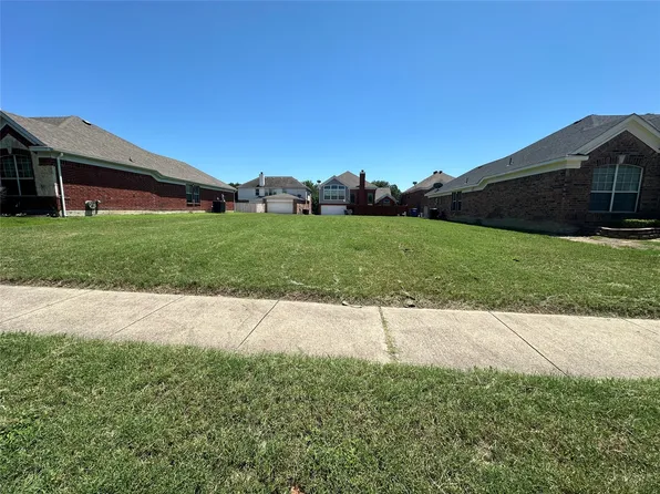 1820 Apollo Ln, Lancaster, TX 75134