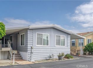 319 Magpie Ln, Fountain Valley, CA 92708