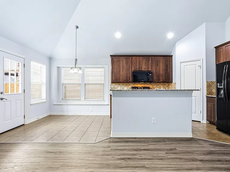 11901 Summer Springs Dr — Photo 11