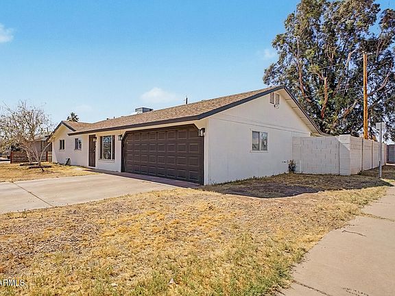 3rd image of 4104 W BUTLER Drive