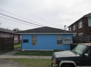 9028 Olive St, New Orleans, LA 70118