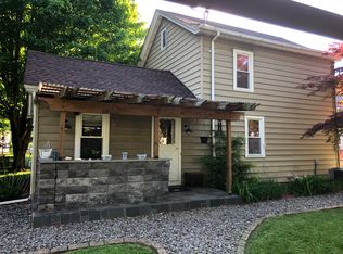 8 Hoffman Ln, Bloomington, NY 12411