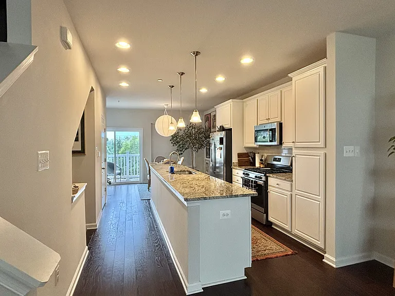 7121 Brick Kiln Cir — Photo 9