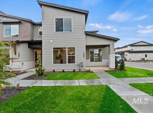 744 S Calhoun Ln, Star, ID 83669