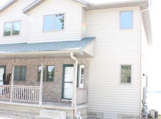 411 Sheppard Cir APT 2, Madison Lake, MN 56063