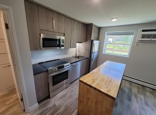 322 2nd St NE #103, Minneapolis, MN 55413