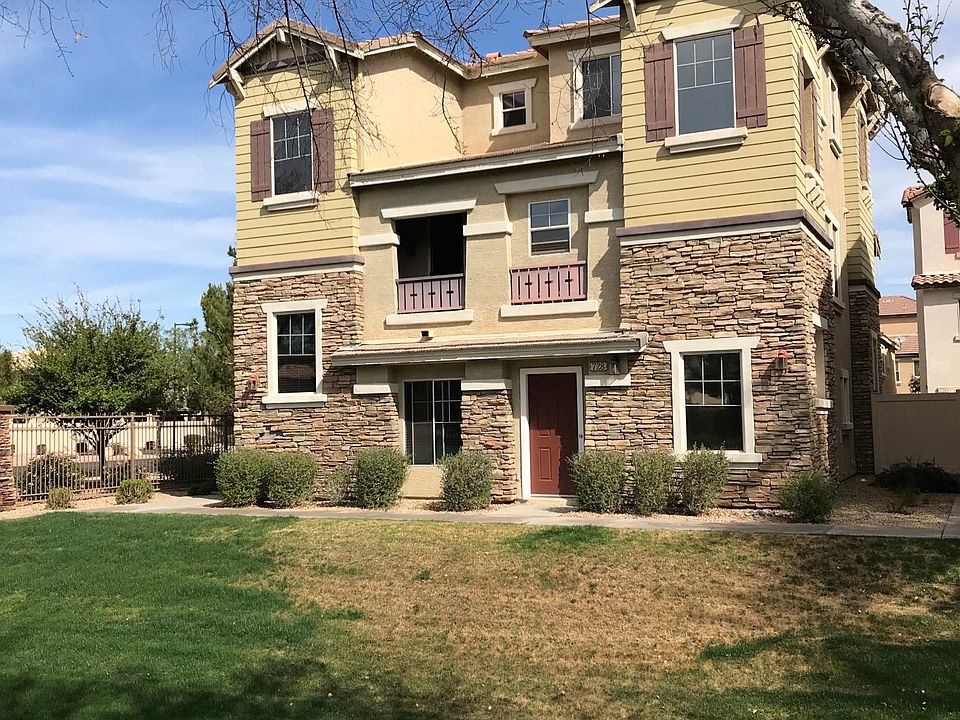 1st image of 728 N Laguna Dr