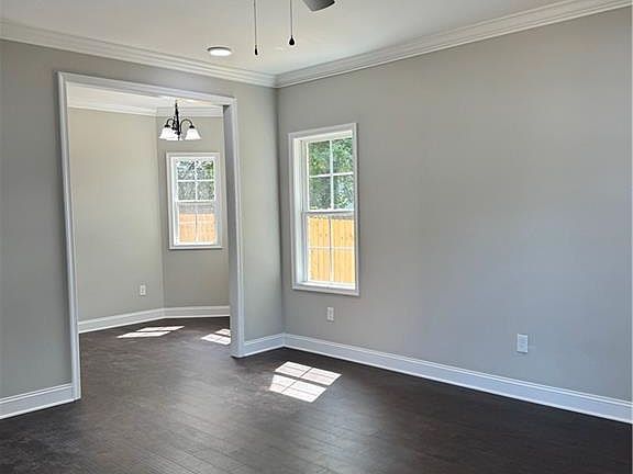3rd image of 715 Chavis Dr