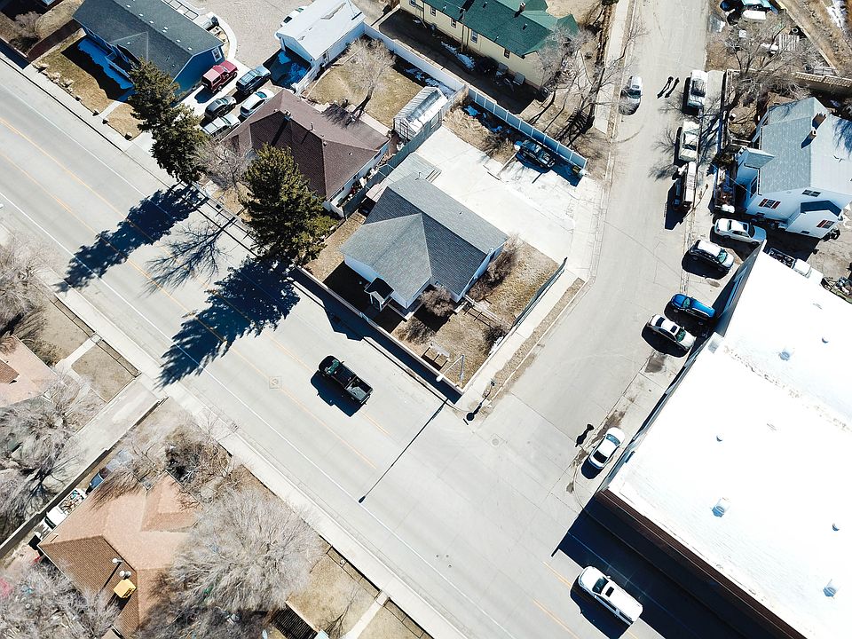 1st image of 1014 Pilot Butte Ave