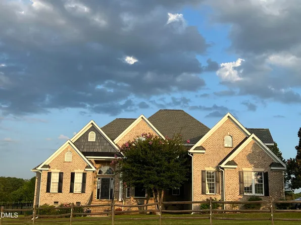 2027 Herbert Akins Rd, Fuquay Varina, NC 27526