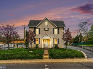 320 W Moreland Ave, Hatboro, PA 19040