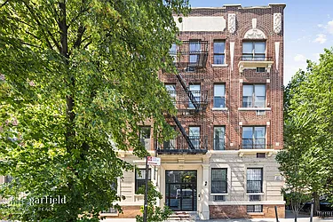 421 Avenue C #2C in Kensington, Brooklyn | StreetEasy