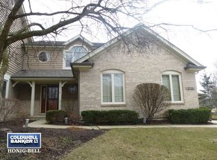 2719 Downing Ct, Aurora, IL 60502