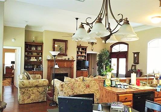 2nd image of 9121 Willow Point Dr