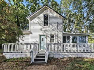 10088 N Tudor Rd, Berrien Springs, MI 49103
