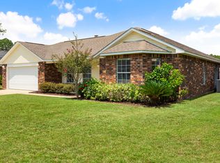 8724 Marina Ave, Ocean Springs, MS 39564