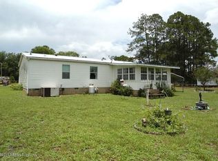 144 Tyler Ave, Interlachen, FL 32148