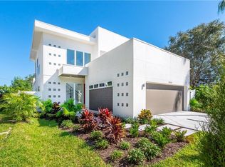 2919 Marshall Dr, Sarasota, FL 34239