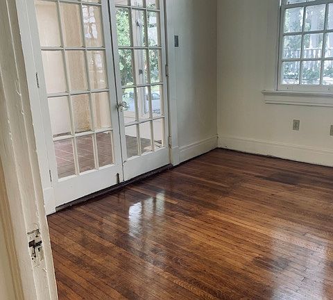 2nd image of 2301 Napoleon Ave APT A4