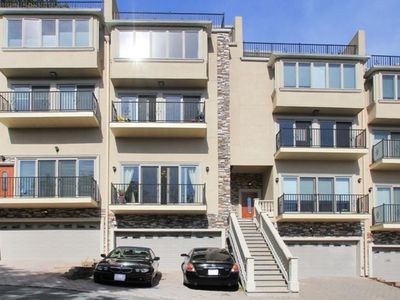 914 Undercliff Ave, Edgewater, NJ, 07020
