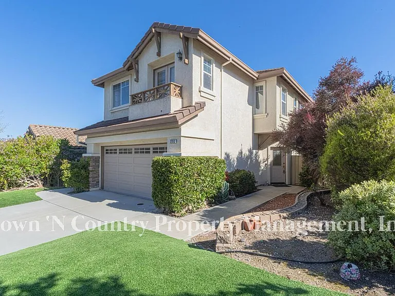 27312 Bavella Way — Photo 2