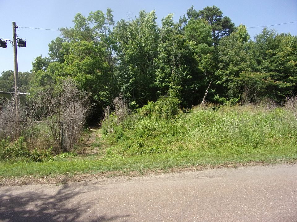 2nd image of 268 Gum St