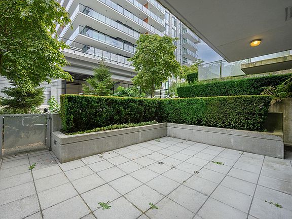 3rd image of 9025 Highland Ct #110