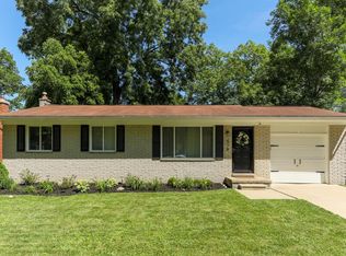678 Dellwood Dr, Ann Arbor, MI