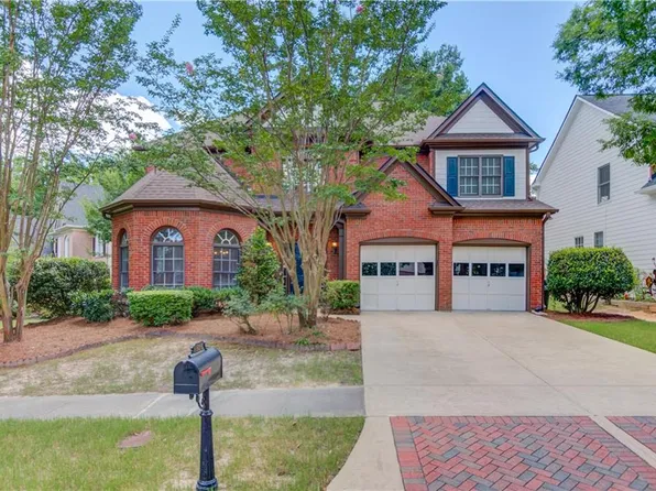 916 Bishops Xing, Norcross, GA 30071