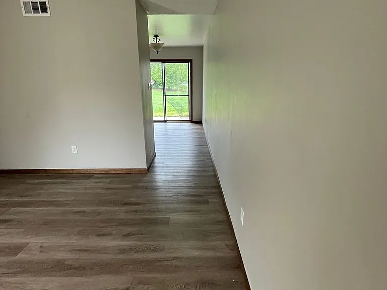 3540-3546 S Scott Blvd — Photo 5