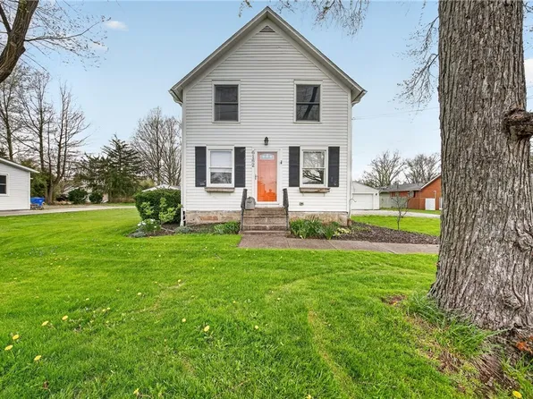 6162 Engle Rd, Brookpark, OH 44142