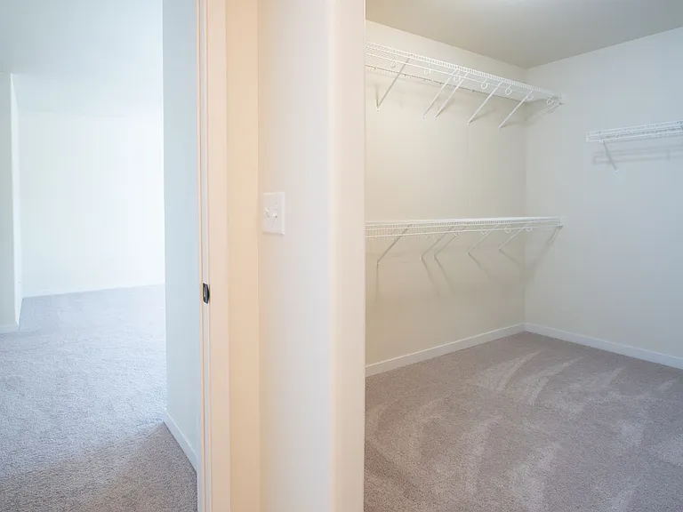 1360 Goldenwood Dr NW — Photo 90