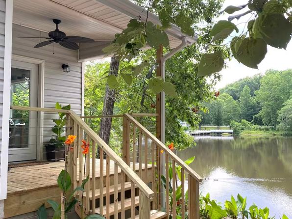 147 Greenwood Lake Dr