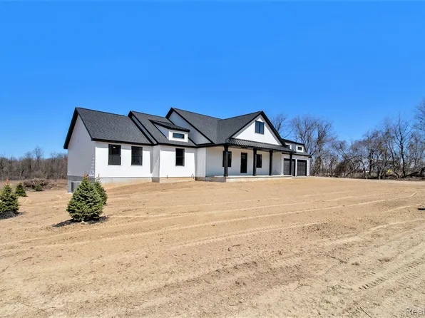 Lily Ann Unit 19, Dryden, MI 48428