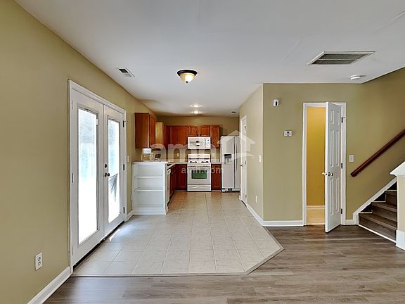 4th image of 225 Chilmark Ridge Dr