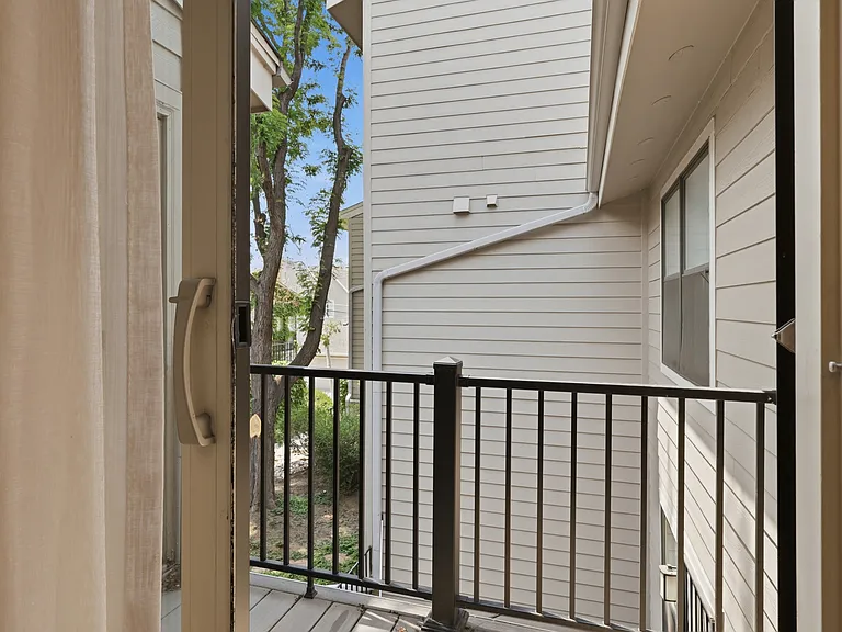 221 S Garfield St #211 — Photo 28