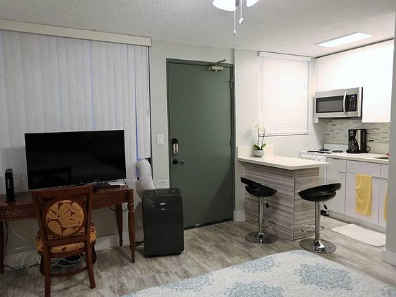 3rd image of 447 Nahua St #205