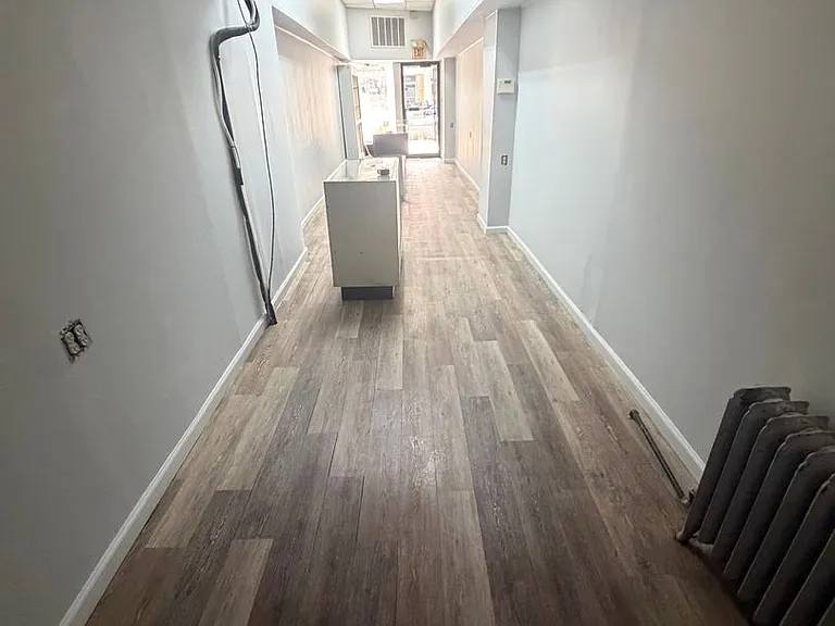 923 W Hamilton St — Photo 3